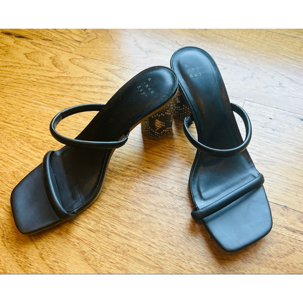Women's A New Day Heeled Sandals Black/Tan Snake Print Size 7.5